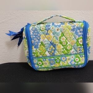 Vera Bradley cosmetic bag/pouch